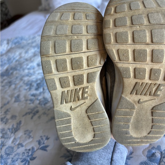 Nike Toddler Shoes Size 9 - Picture 4 of 5